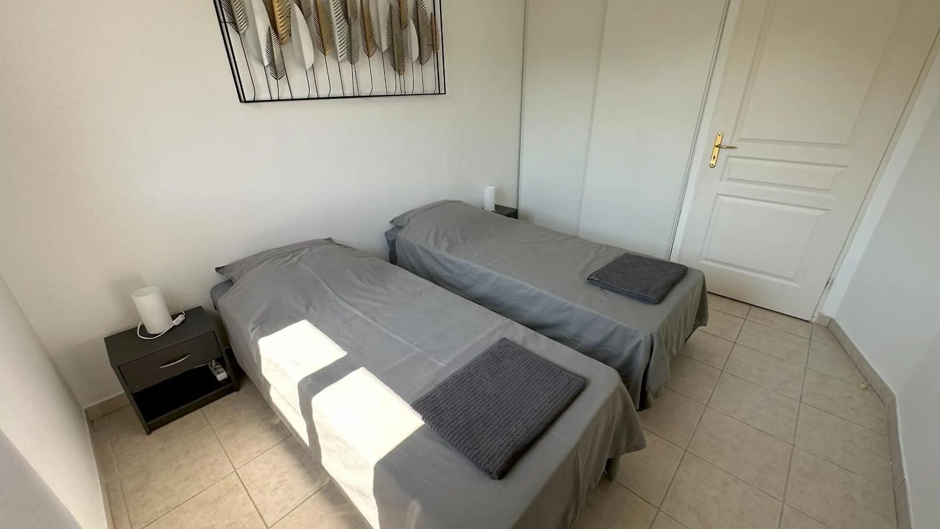 穆然Superbe 3Pieces, Balcon, Garage, Clim, Piscine公寓 0*, 穆然 法国